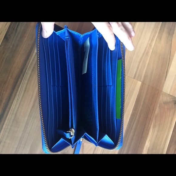 Kate Spade Sunglasses Wallet! 🕶️ - Picture 3 of 6